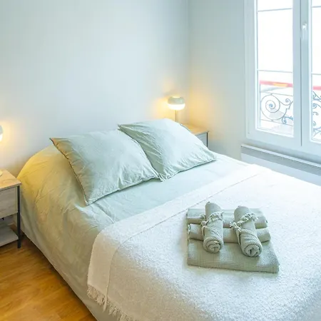 4 Guests Arras Paříž